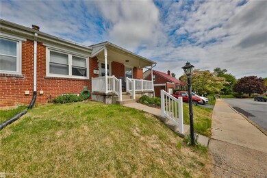 9 W Greenleaf St, Emmaus, PA 18049 - photo 2