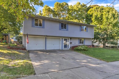 02-824-Riley-St-WindowStill-Real-Estate-