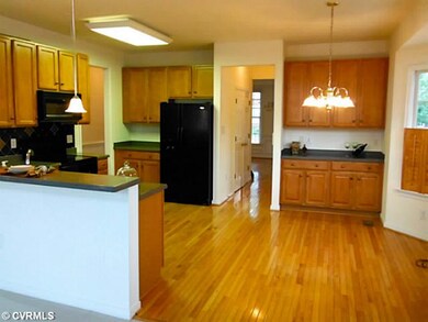 Kitchen - Tons of cabinets for storage, large pant