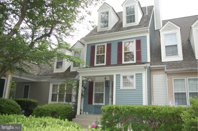 12813 Mill Brook Ct, Woodbridge, VA 22192 - photo 2