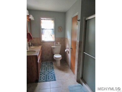 Full mastr bath walk in shower