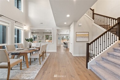 hallway lead to great room and kitchen