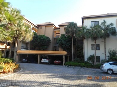 Interlachen unit 231, Naples, FL 34108 - photo 2