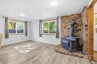 625 N 6th St, Payette, ID 83661 - photo 3