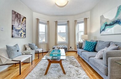 7 Farragut Ave unit 3, Somerville, MA 02144 - photo 2