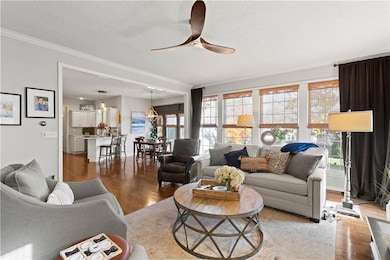 12721 Grandview St, Overland Park, KS 66213 - photo 3