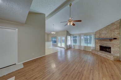 1208 Sunset Dr, Friendswood, TX 77546 - photo 4