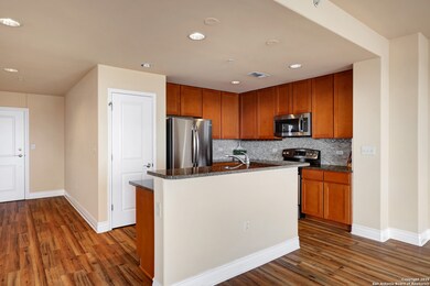 Vidorra unit 1905, San Antonio, TX 78202 - photo 6