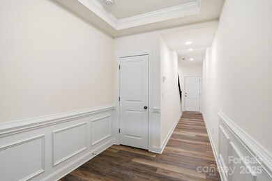 10223 Glenmere Creek Cir, Charlotte, NC 28262 - photo 4