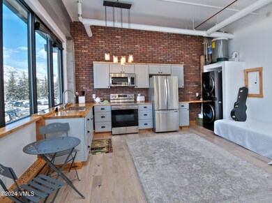 70-Benchmark-201-MLS_05
