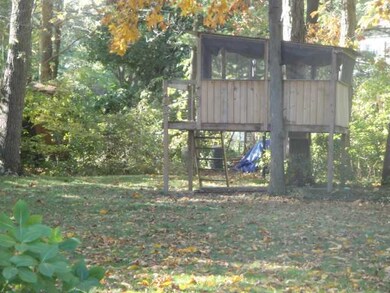 1855 Red Fern Dr, Columbus, OH 43229 - photo 4