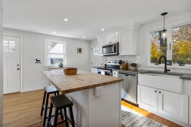 32 Hall Ct, Portsmouth, NH 03801 - photo 5