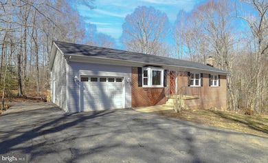 36950 W Lakeland Dr, Mechanicsville, MD 20659 - photo 3