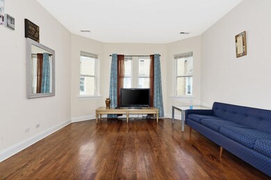 6319 N Sacramento Ave unit 3W, Chicago, IL 60659 - photo 5