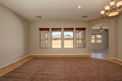 1046 E Phelps St (5)