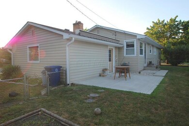 927 Norris Dr, Columbus, OH 43224 - photo 3