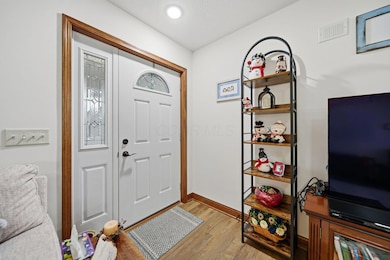 148 Kincora Dr, Bucyrus, OH 44820 - photo 3