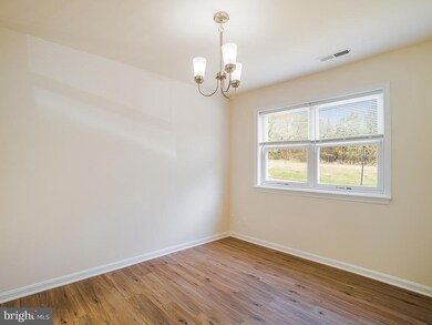 125 Oak Dr, Stafford, VA 22554 - photo 5