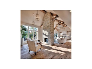 Dining Room / Music Room flexible to owners use