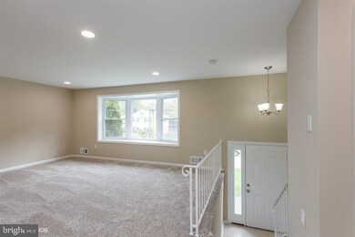 413 Millwoof Dr, Capitol Heights, MD 20743 - photo 2