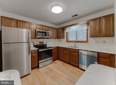 44664 Willow Oak Ct, California, MD 20619 - photo 5