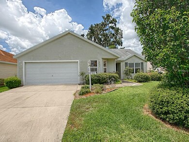 2666 Morven Park Way, The Villages, FL 32162 - photo 2