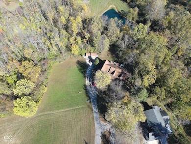 1602 W Plantation Row, Greenfield, IN 46140 - photo 2