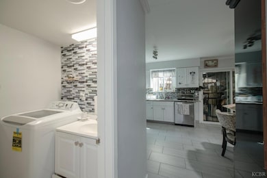 4136 N Thesta St, Fresno, CA 93726 - photo 4