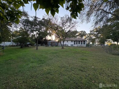 26 N Shore Blvd, Helmetta, NJ 08828 - photo 2