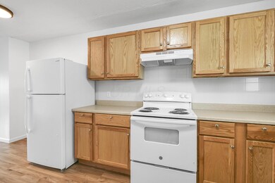 1147 Mccarley Dr W unit 1149, Columbus, OH 43228 - photo 4