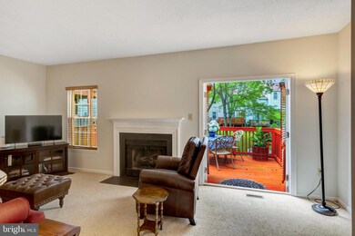 12205 Wye Oak Commons Cir, Burke, VA 22015 - photo 7