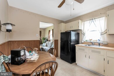 1418 Baetzel Ave, Gloucester City, NJ 08030 - photo 6