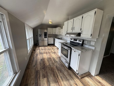 23392 N Il Hwy 37, Dix, IL 62830 - photo 2