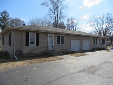 815 W Happy Hollow Rd, Janesville, WI 53546 - photo 3