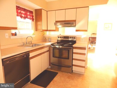 229 Palermo Dr, Bear, DE 19701 - photo 2