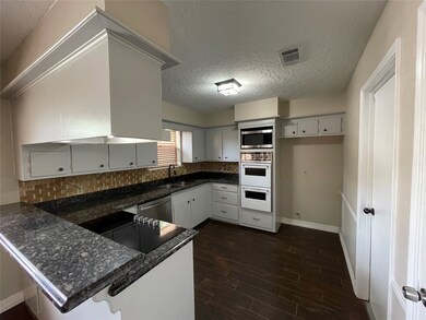 29302 Stapleford St, Spring, TX 77386 - photo 5