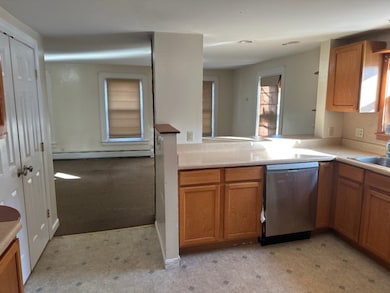 31 Central Square unit B, Troy, NH 03465 - photo 3