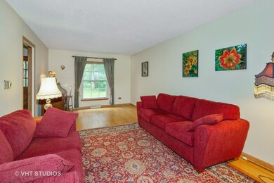 1232 Catalpa Ln, Naperville, IL 60540 - photo 6