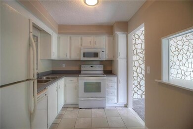 6640 Halsey St, Shawnee, KS 66216 - photo 6