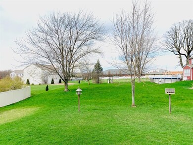 440 Wyndham Dr, Crown Point, IN 46307 - photo 3