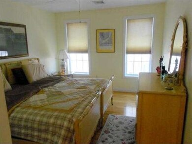 24 Centre Ave unit 4C, Boston, MA 02124 - photo 5