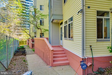 6331 Stevenson Ave unit A, Alexandria, VA 22304 - photo 3