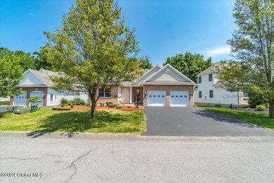 10 Conway Cir, Albany, NY 12211 - photo 4