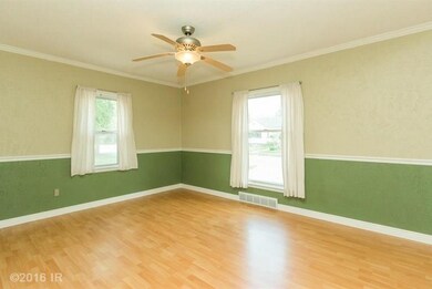 5730 Lincoln Ave, Des Moines, IA 50310 - photo 2
