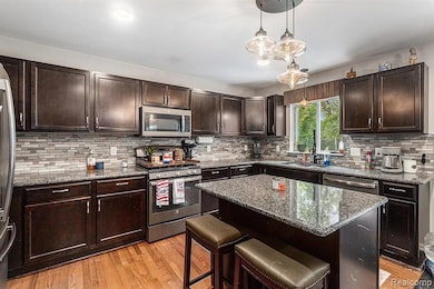 37459 N Dianne Ln, Huron Charter Township, MI 48164 - photo 7