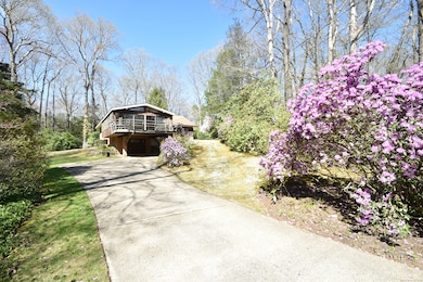 Driveway Entrance