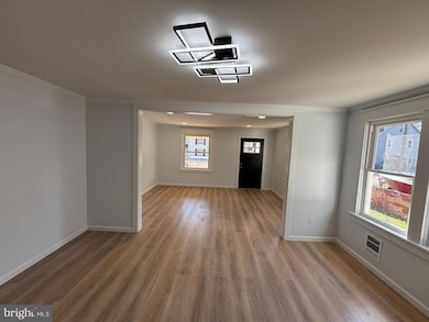 59 Pine St, Beverly, NJ 08010 - photo 5