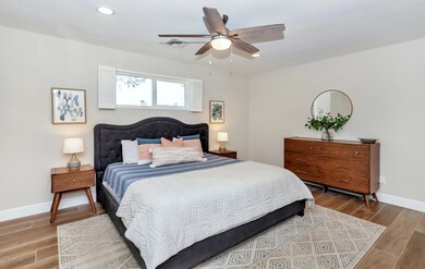 1923 E Flynn Ln, Phoenix, AZ 85016 - photo 5