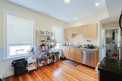 39 Chester St, Allston, MA 02134 - photo 6