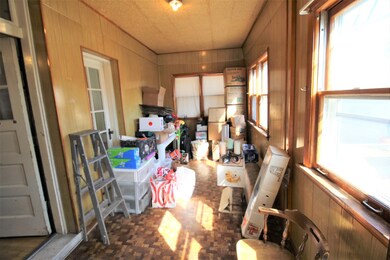 2917 N Lotus Ave, Chicago, IL 60641 - photo 2